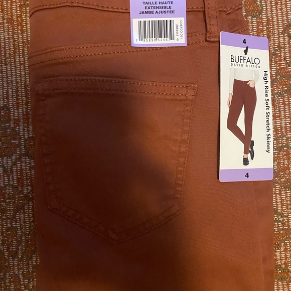 BNWT High Rise Stretchy Skinny Jeans - Picture 5 of 5